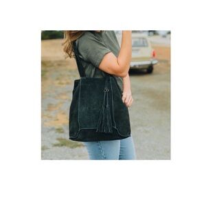 LIKE NEW Lisa Leonard navy suede leather tote bag